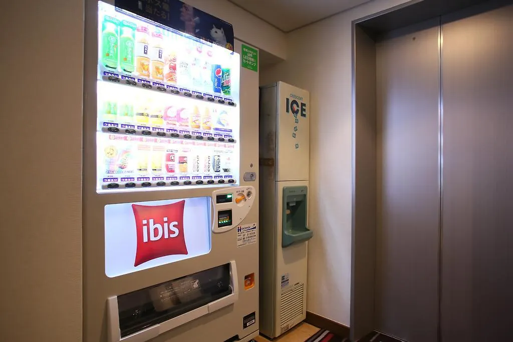 Отель Ibis Tokyo Shinjuku