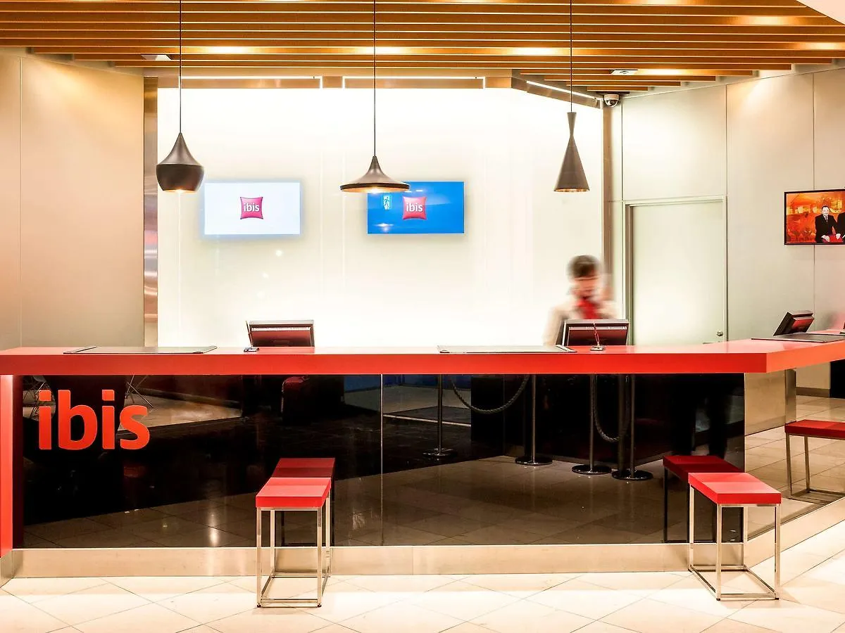 Отель Ibis Tokyo Shinjuku 3*,
