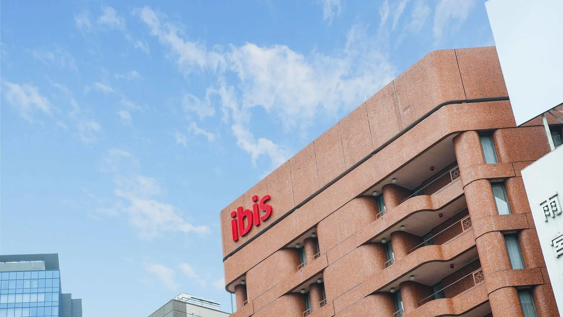Отель Ibis Tokyo Shinjuku